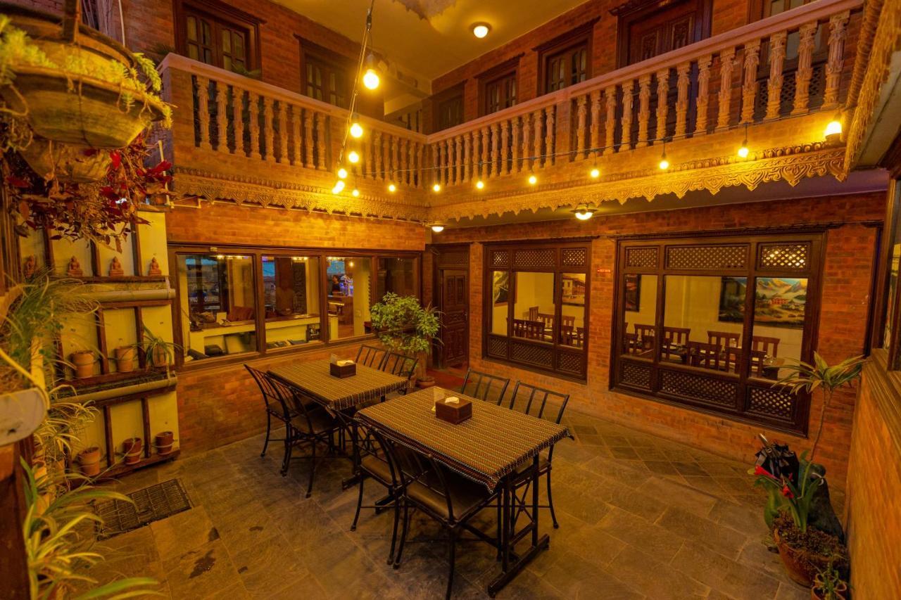 Vajra Boutique Hotel Bhatgoan Exteriör bild