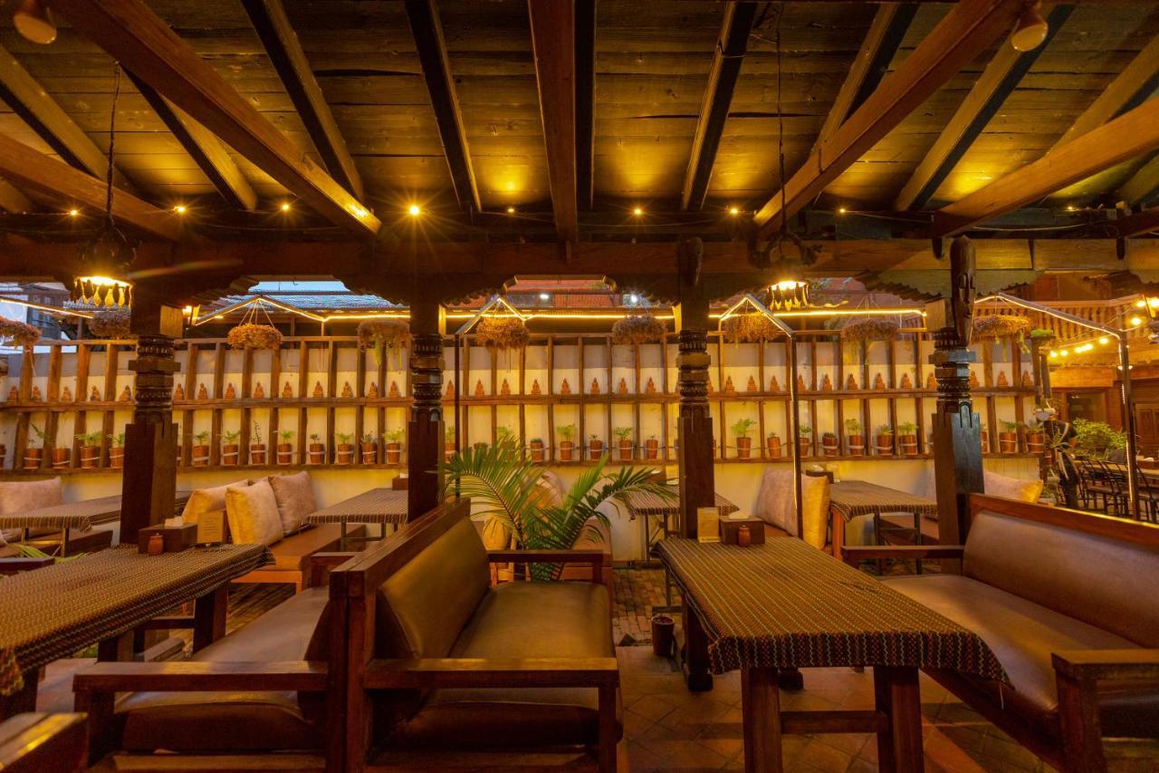 Vajra Boutique Hotel Bhatgoan Exteriör bild